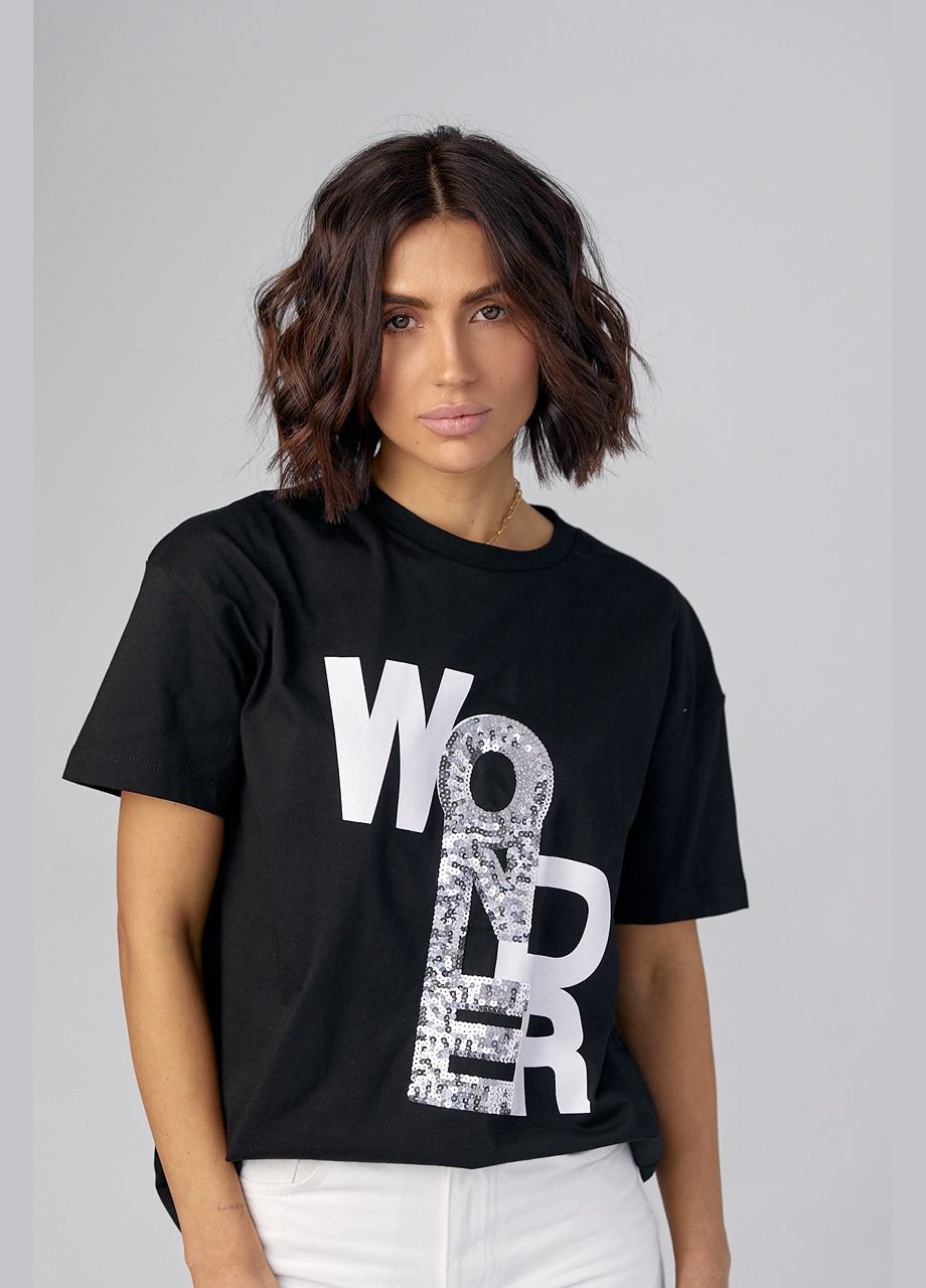 Черная летняя женская футболка с принтом и пайетками Lurex
