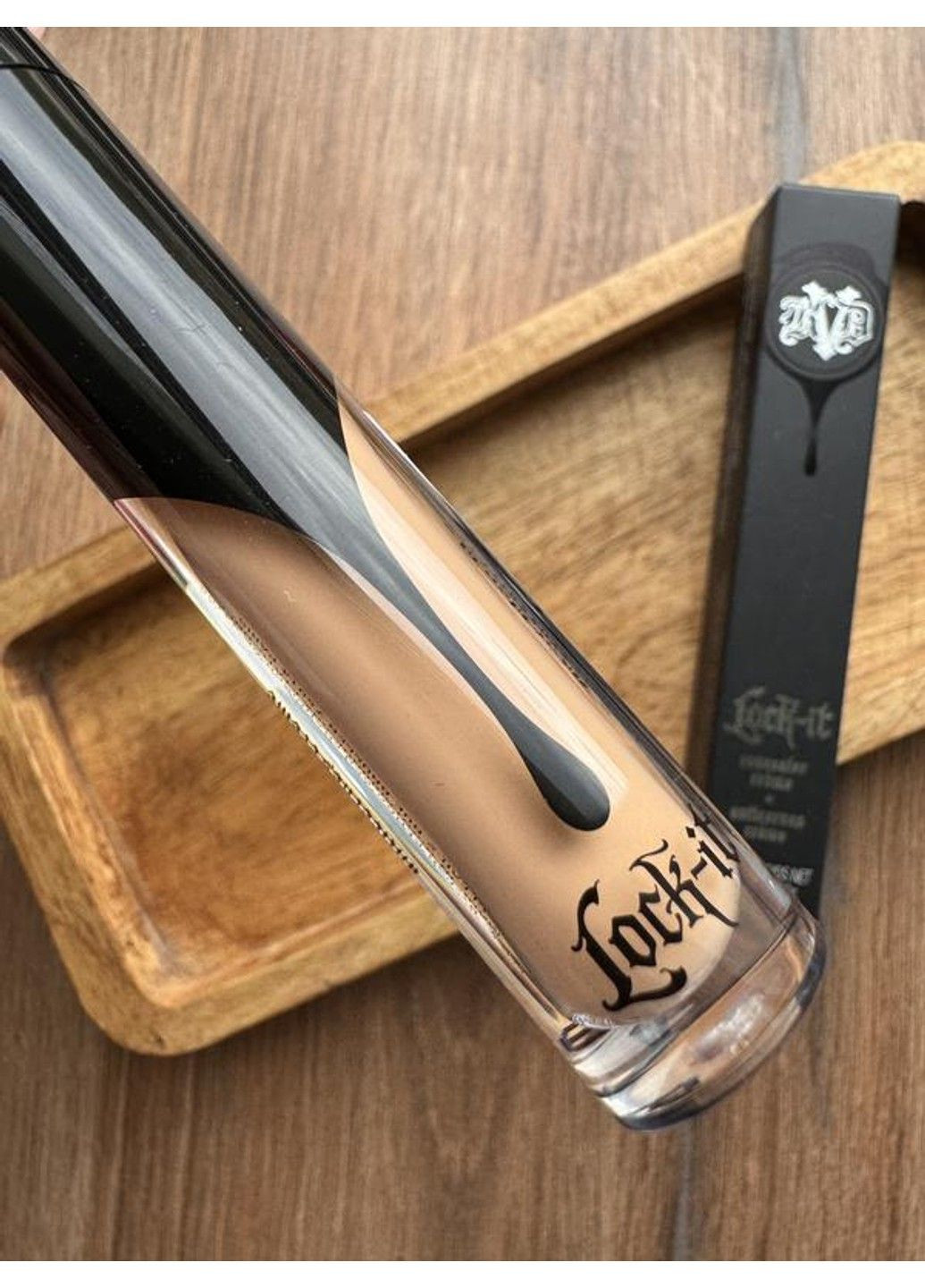 Кремовый консиллер Kat Von D Lock-it Concealer Crème - M19 cool (6.5 ml) KVD Vegan Beauty (313240849)