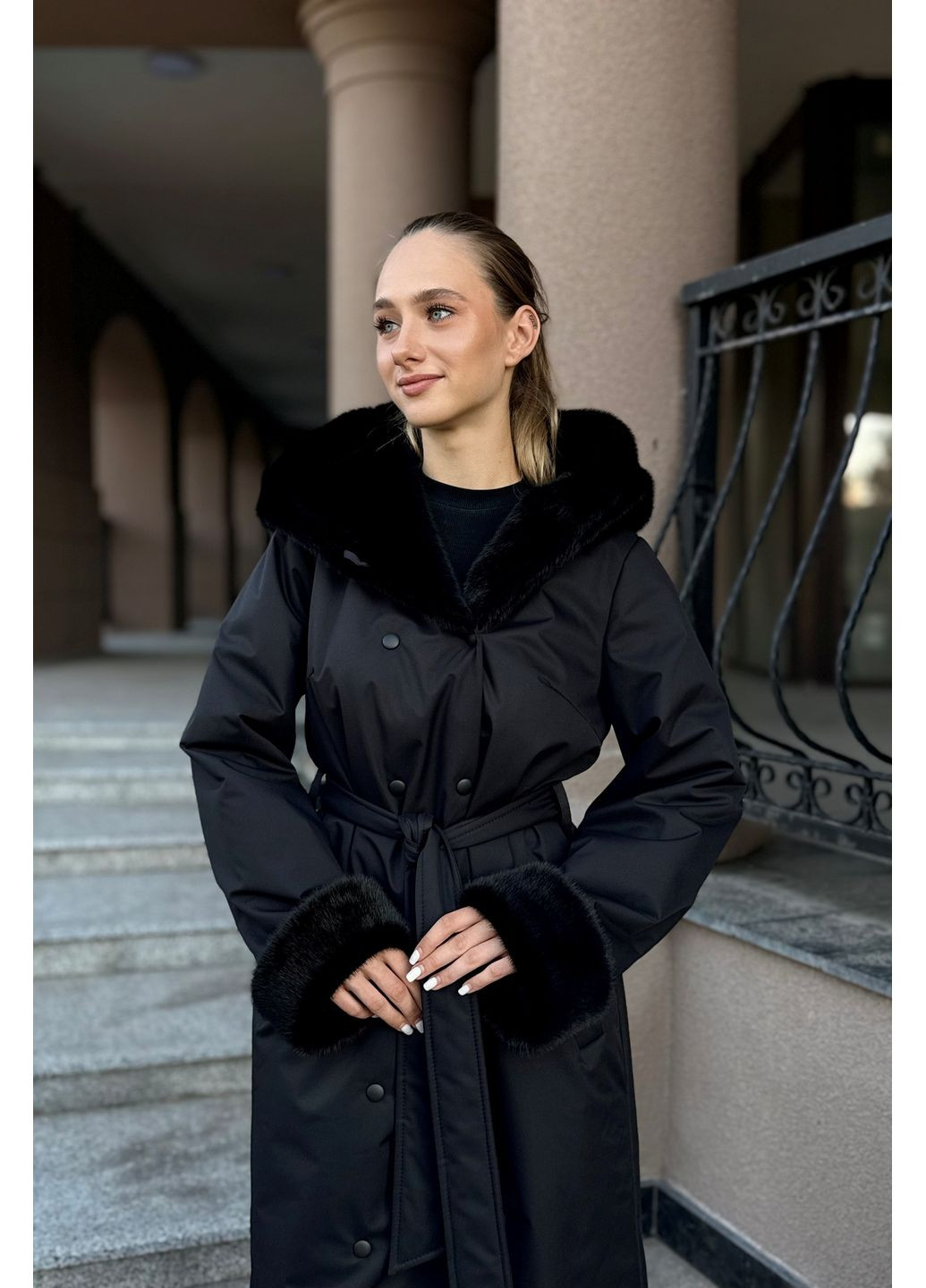 Черное зимнее Пальто MN