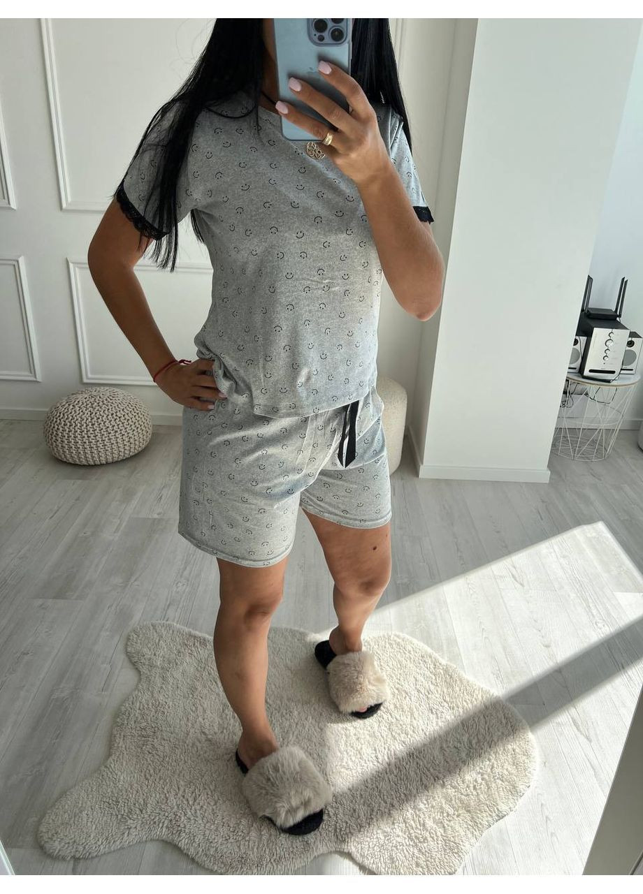 Серая всесезон женская пижама футболка + шорты + брюки No Brand