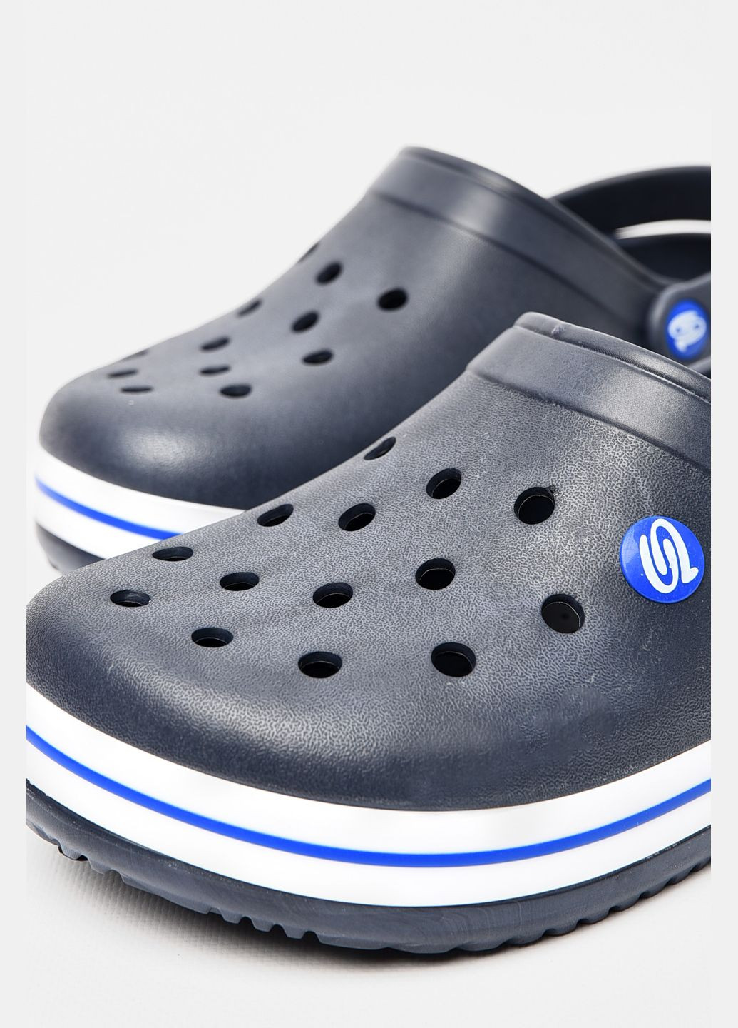 Крокси чоловічі темно-синього кольору Let's Shop (318560729)