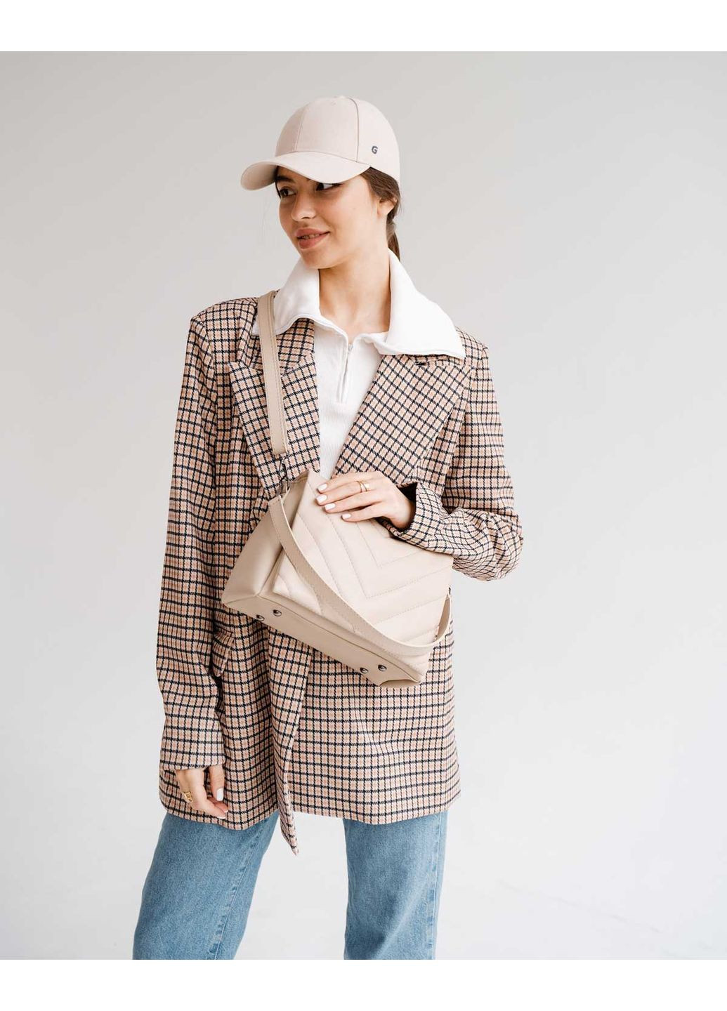 Женская сумка Сара бежевая экокожа для повседневного использования мягкая сумка на плечо ProDobro (367267605)