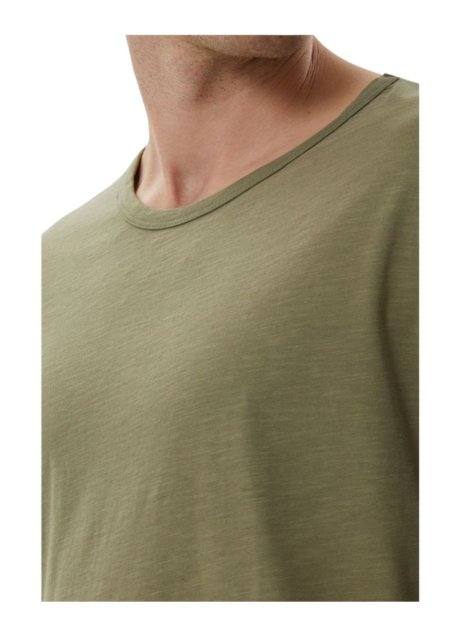 Оливковая футболка мужская Lee Cooper