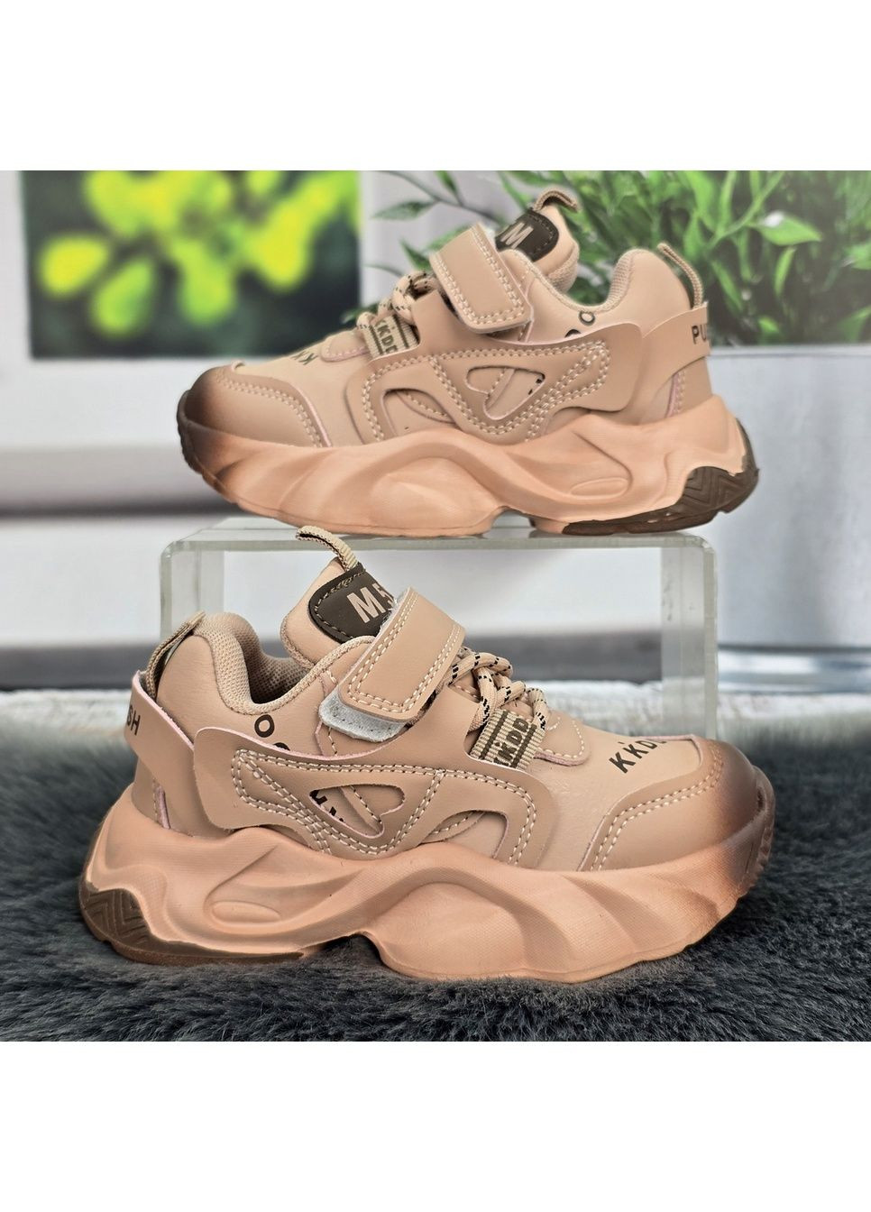 Розовые демисезонные кроссовки детские для девочки Jong Golf