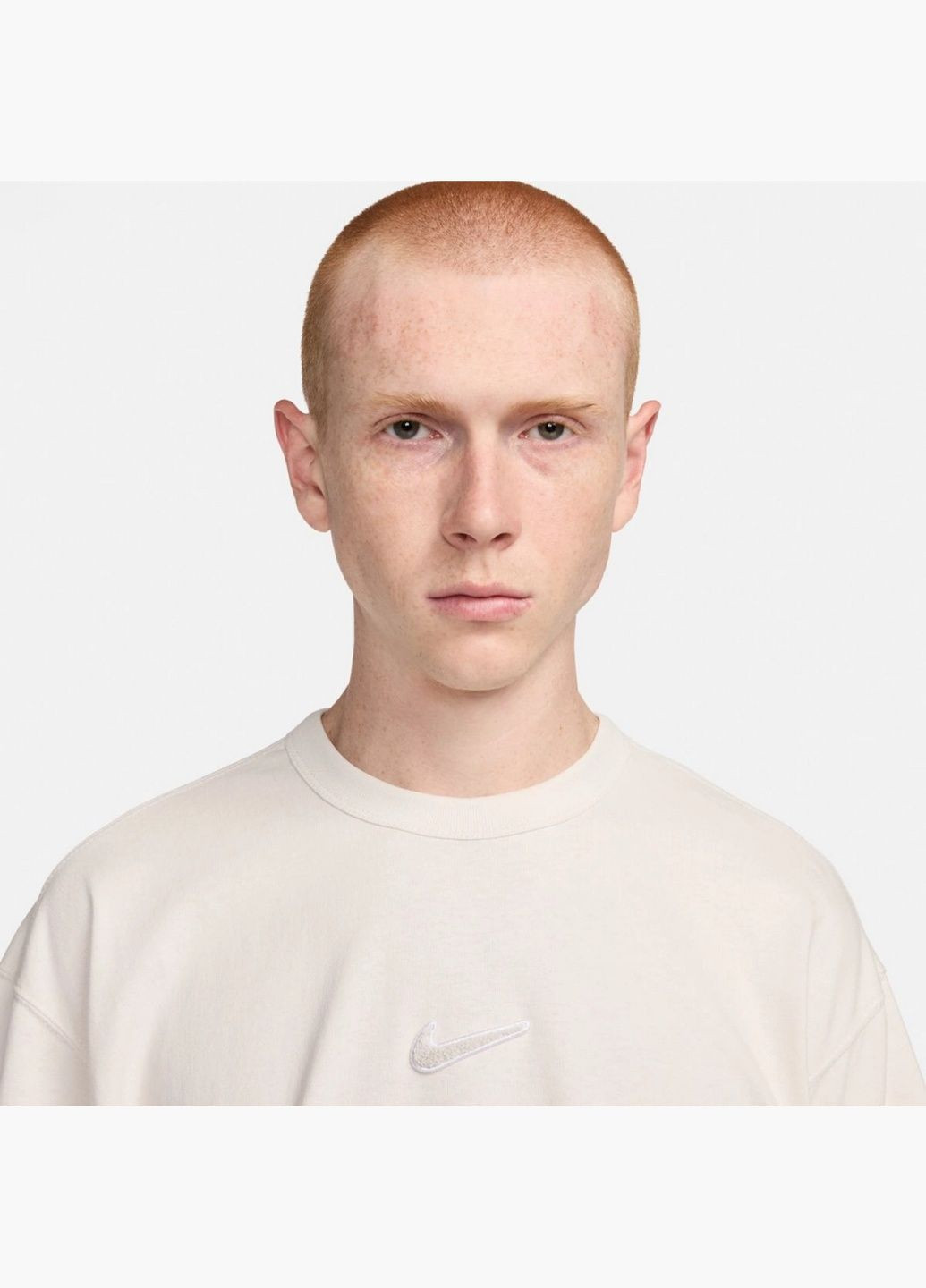 Бежевая мужская футболка m nsw tee prem essntl open beige fv7726-030 Nike