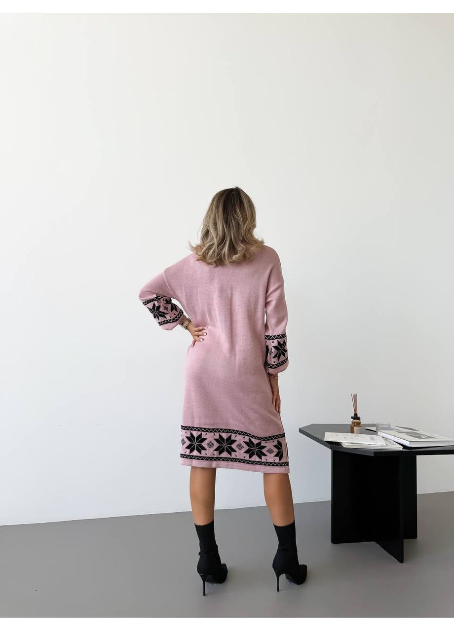 Розовое теплое вязаное платье с вышивкой марина розовая You Best