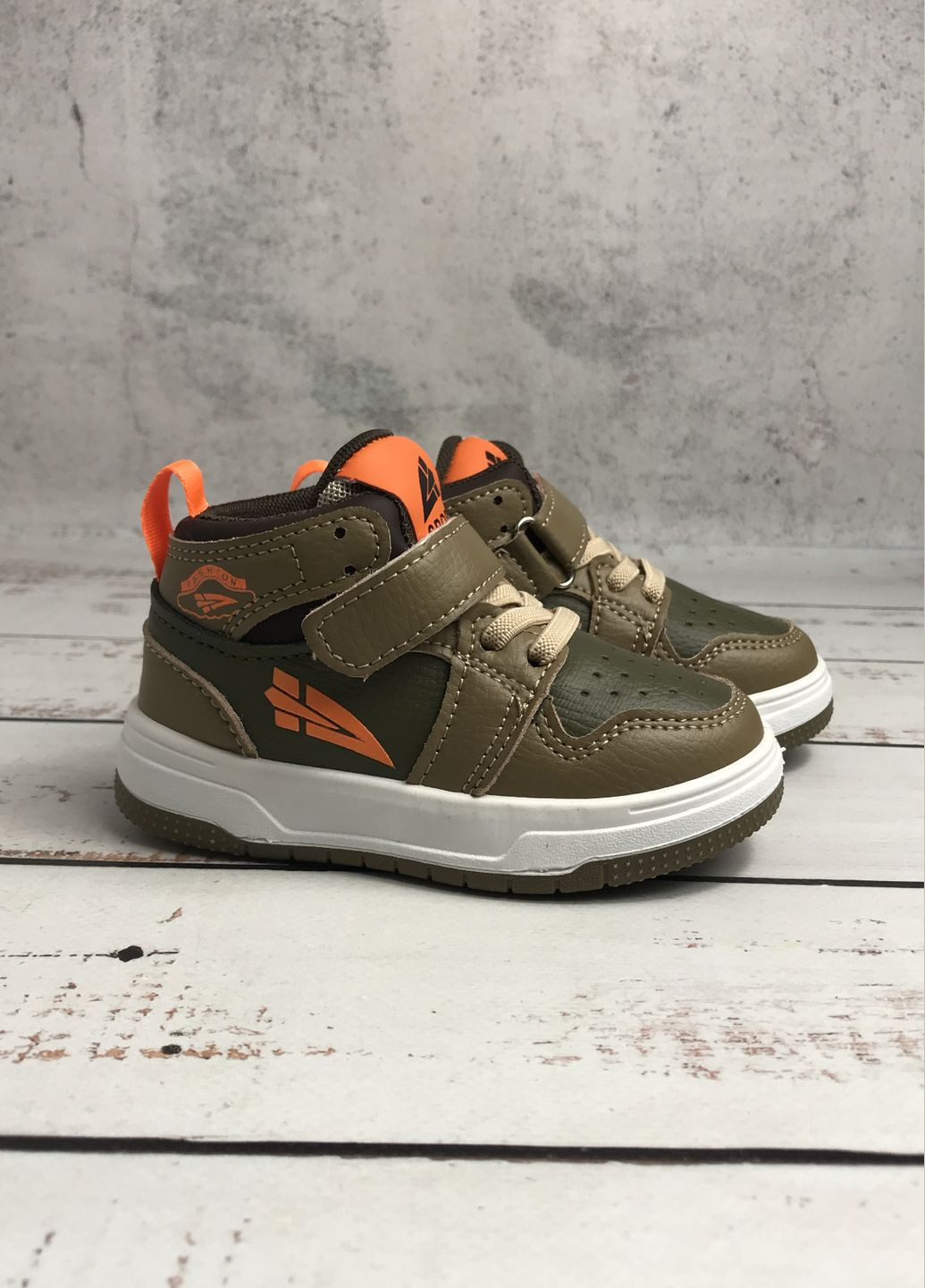 Коричневые демисезонные кроссовки хайтопы демисезонные детские на мальчика коричневый (1088) W.Niko