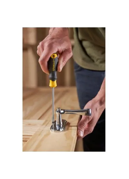Викрутка Cushion Grip, SL 5.5x100мм, з жалом, що розширюється. (STHT16146-0) Stanley Cushion Grip, SL 5.5x100мм, з жалом, що розширюєть (389562038)