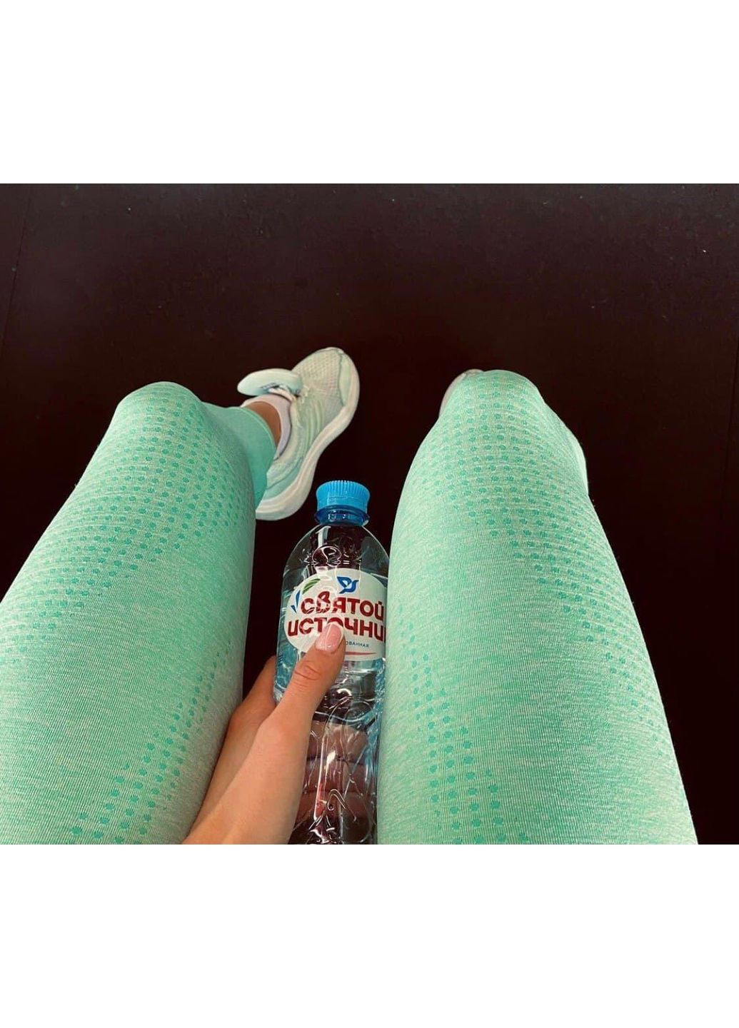 Жіночий безшовний фітнес костюм м’ятний: лосини + рашгард / Фітнес комплект жіночий м’ятного кольору безшовний No Brand (367102148)