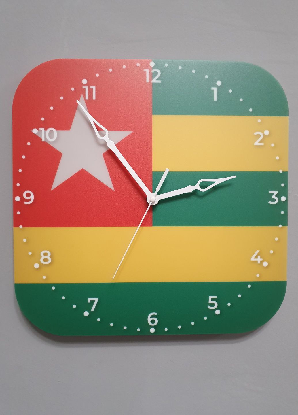 Часы настенные флаг Того No Brand (321989397)
