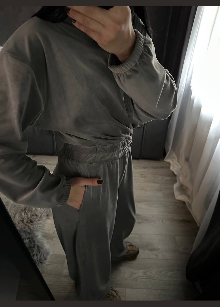 Жіночий спортивний костюм No Brand (317190889)