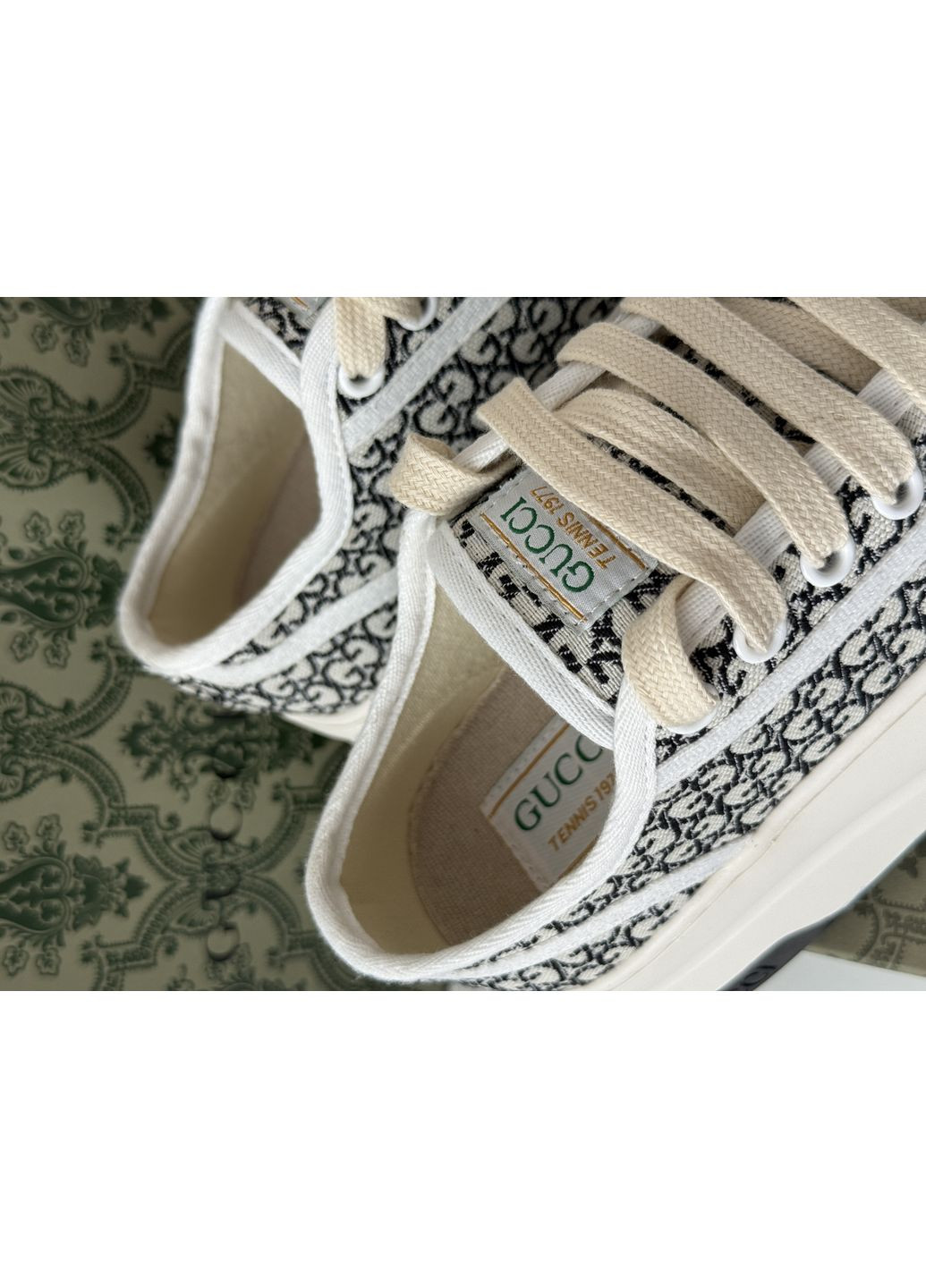 Кроссовки женские Gucci GG Canvas | Гуччи Канвас черно-белые No Brand чёрно-белые демисезоны (366343492)