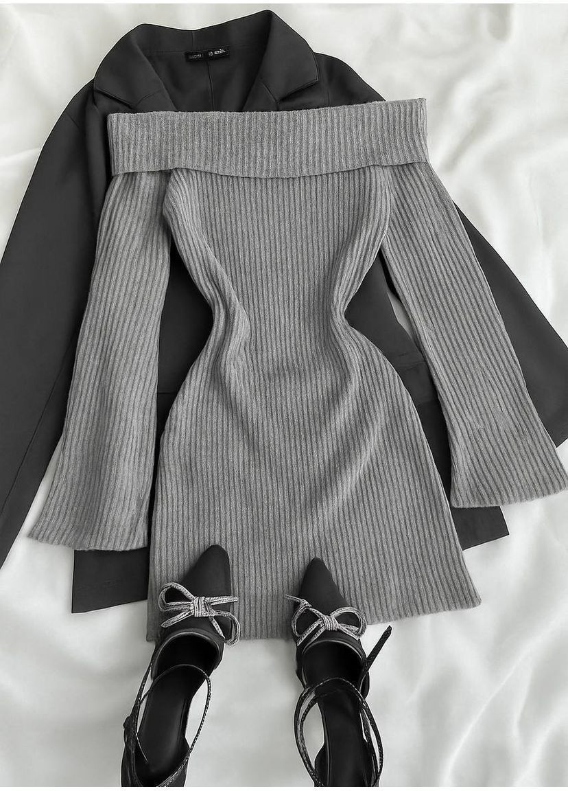 Сіра повсякденний, вечірня, ділова, кежуал жіноча сукня з відкритими плечима No Brand однотонна