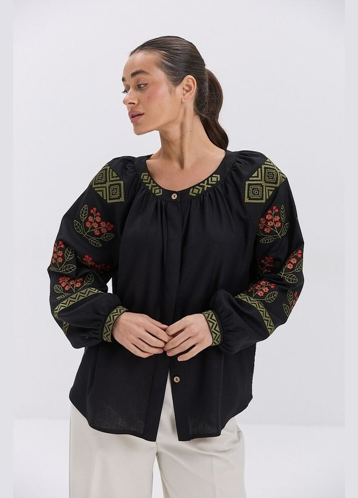 Чорна вишиванка чорна з хакі mkar35303-3 Modna KAZKA (337145190)