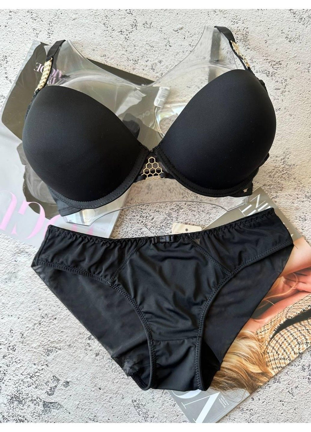 Чорний жіноча нижня білизна комплект чорний бюстгальтер і трусики Weiyesi