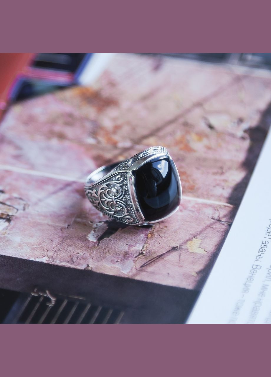 Кольцо серебряное мужское массивное с глубоким узором и черным ониксом. Каштан (342335079)