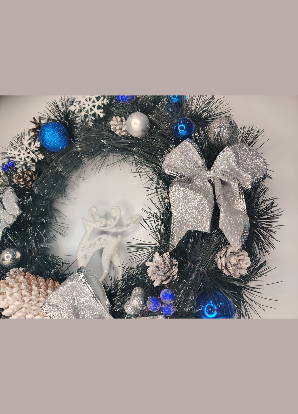 Різдвяний новорічний вінок 40см. з Натуральним декором Святковий для інтер'єру, дверей, столу в Фірмовій упаковці Vela (273469385)