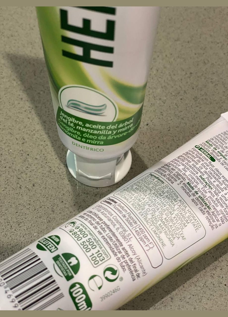 Зубна паста 2в1гелеподібна 100 мл Herbal на травах Deliplus (302802723)