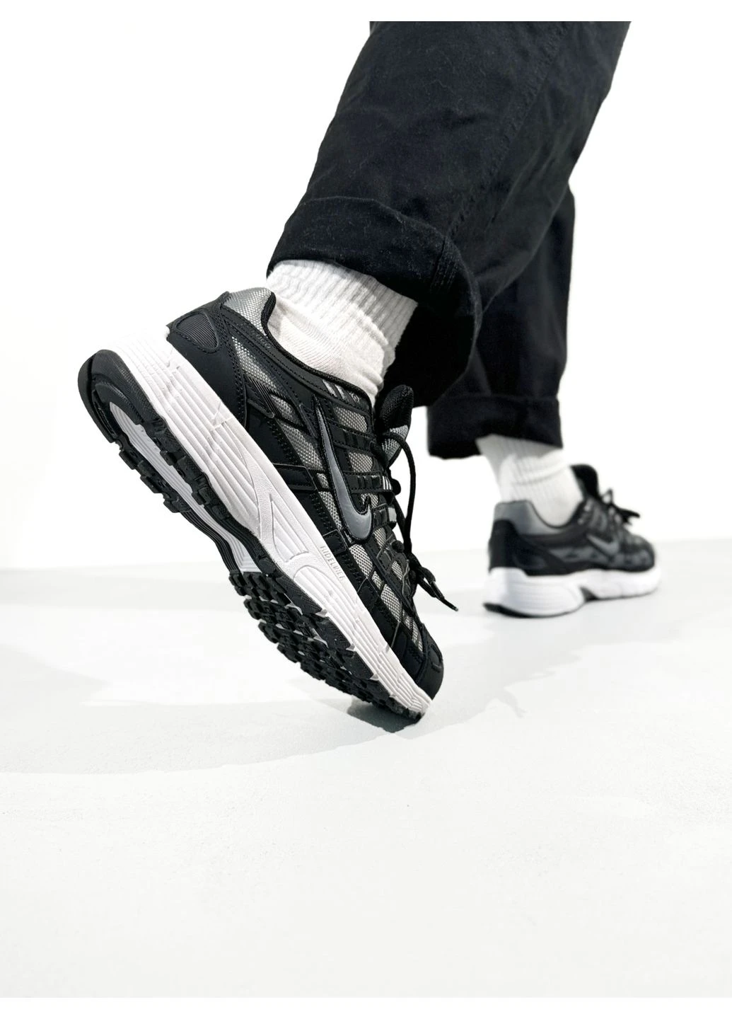 Білі кросівки чоловічі nike p-6000 black/white найк п-6000 білі демісезон No Brand