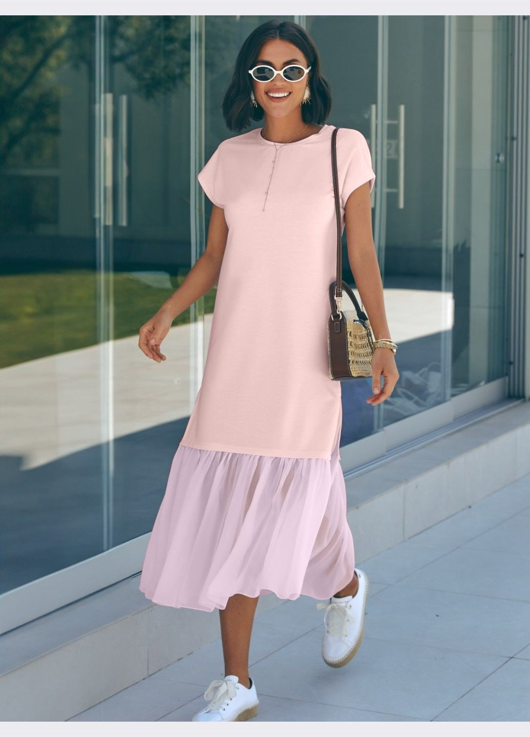 Пудровое кэжуал розовое платье-футболка из трикотажа с воланом из шифона платье-футболка Dressa однотонное