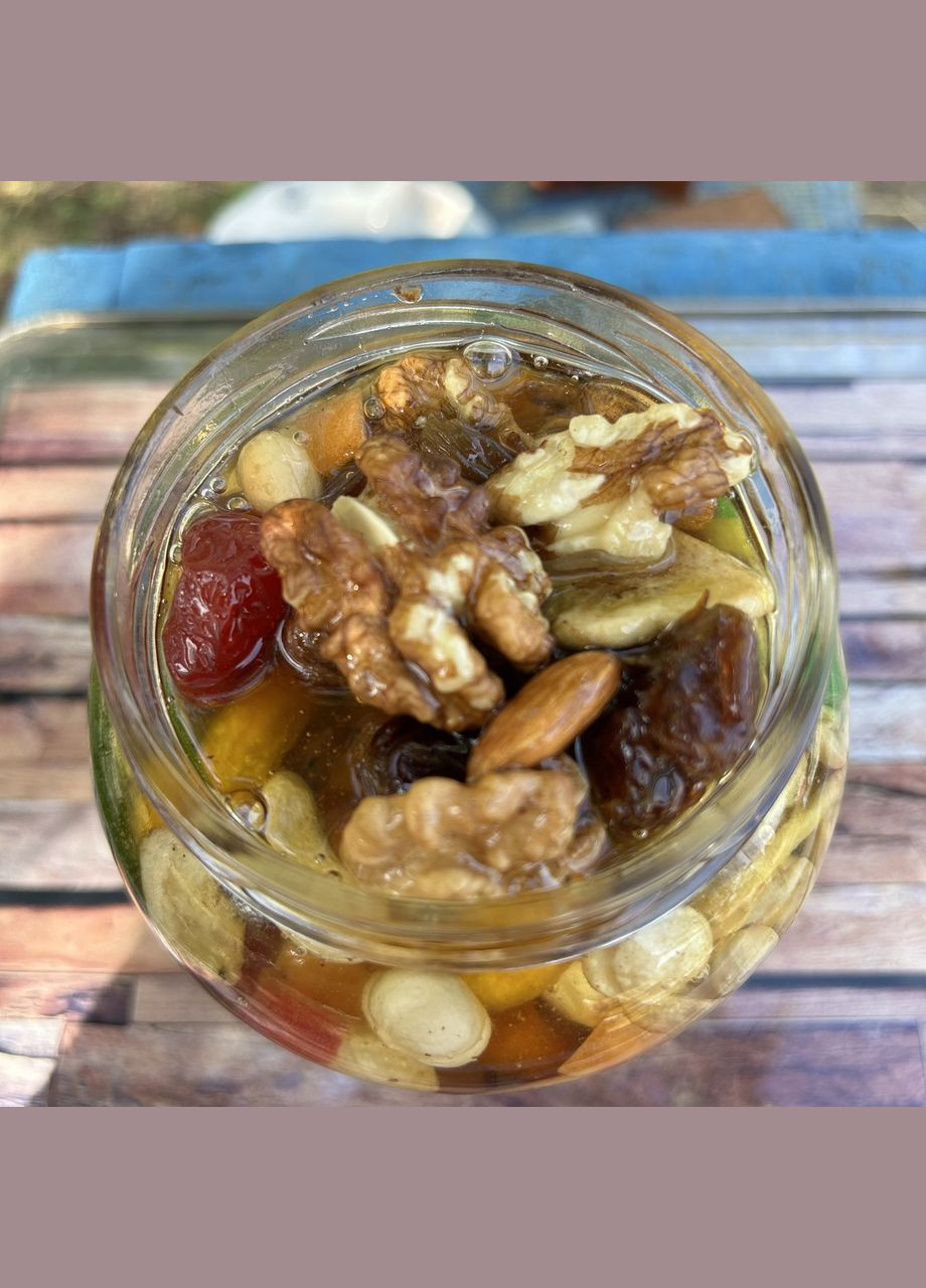 Ассорти орехи и сухофрукты у меда акации 0,72 л (900 грамм) МЕД ПОШТОЮ (322148692)