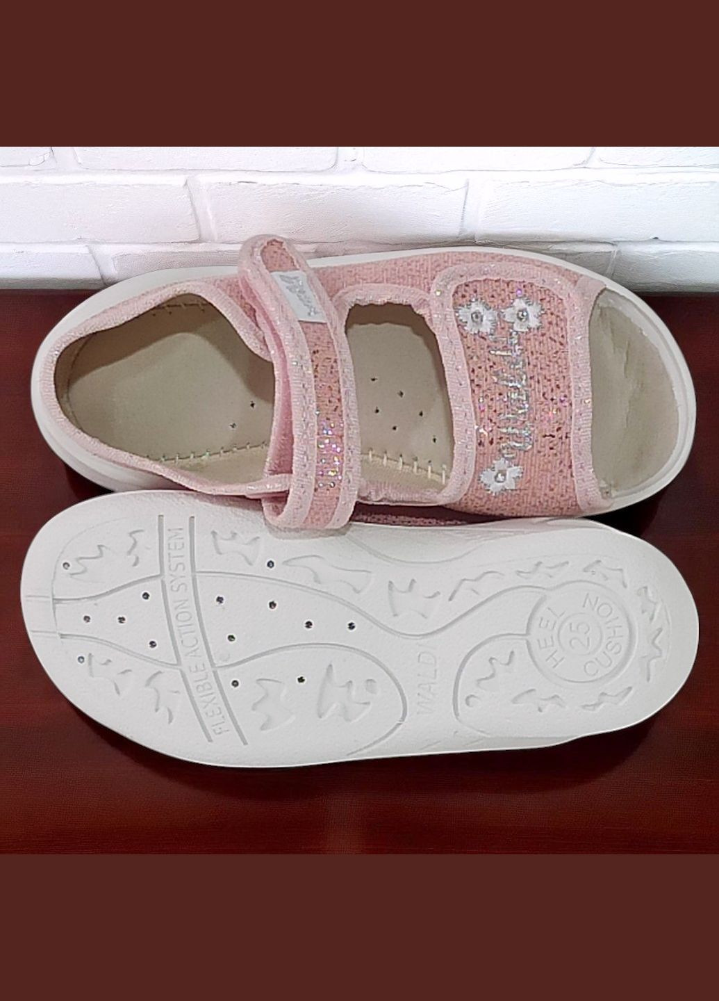 Розовые ортопедические открытые тапочки текстильные босоножки на липучках валди Waldi со стразами, с цветами