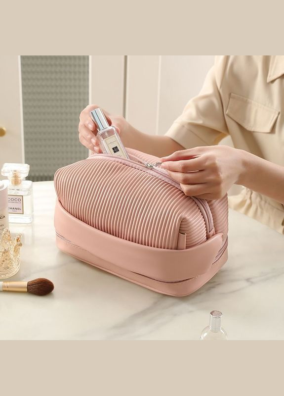 Двохзонна стьобана міська косметичка зі шкірозамінника рожева No Brand (324559333)