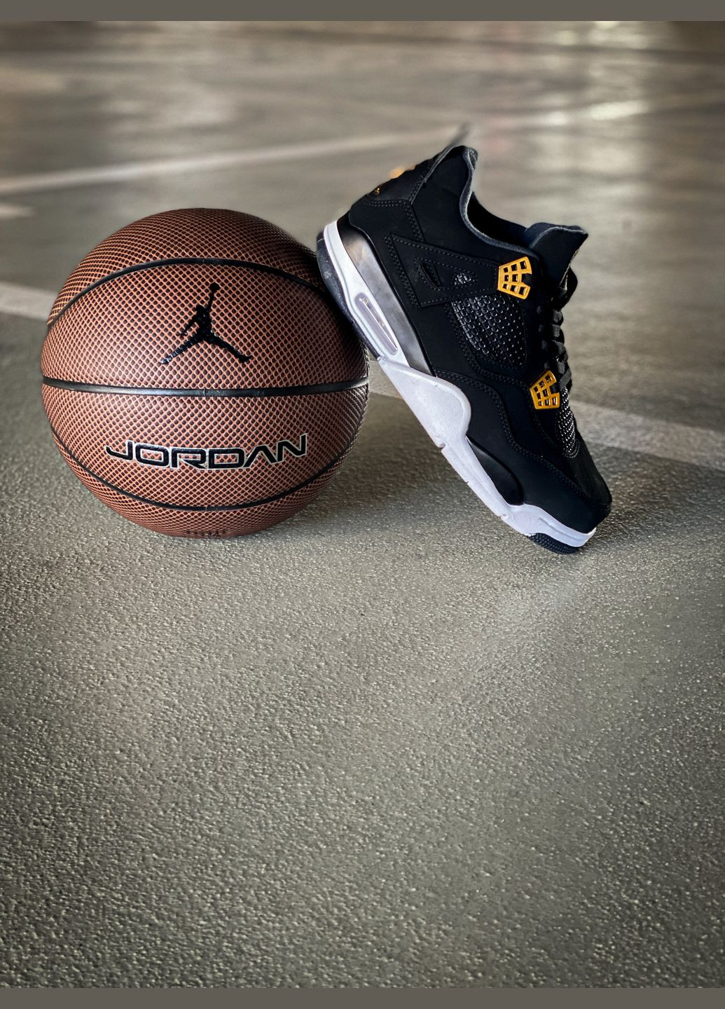 Черные всесезонные кроссовки мужские и женские nike air jordan 4 retro royalty black | найк аир джордан 4 ретро черные No Brand