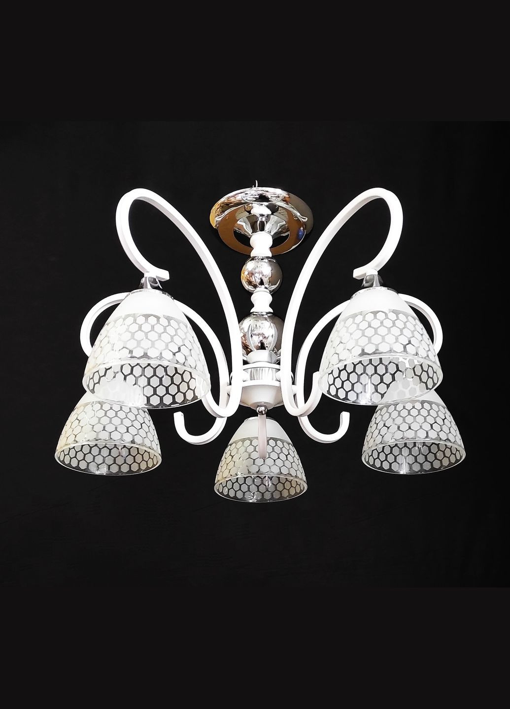 Современная люстра в классическом стиле белая на 5 ламп 193541/5. Sirius (337512919)