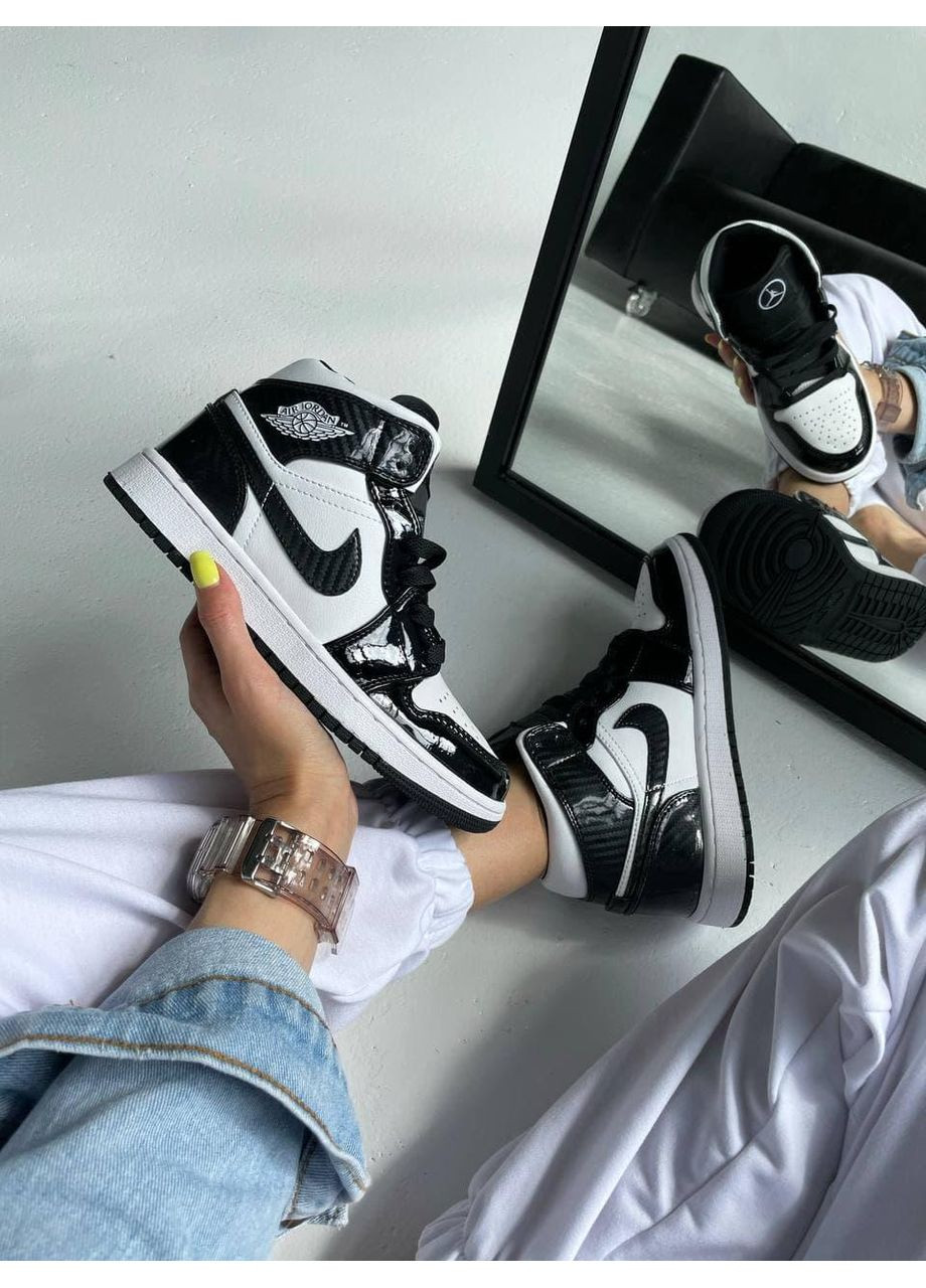 Білі Осінні кросівки чоловічі nike air jordan 1 retro high carbone fiber найк аір джордан No Brand