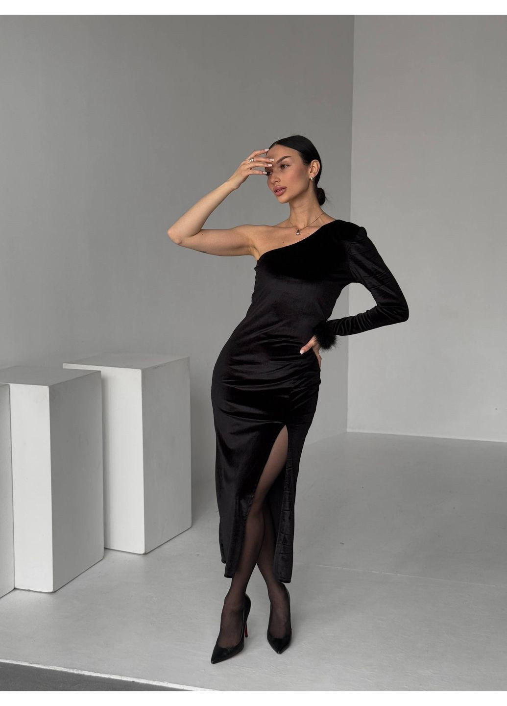 Чорна святковий, коктейльна, вечірня, кежуал жіноча оксамитова сукня на одне плече Asi.Store.ua