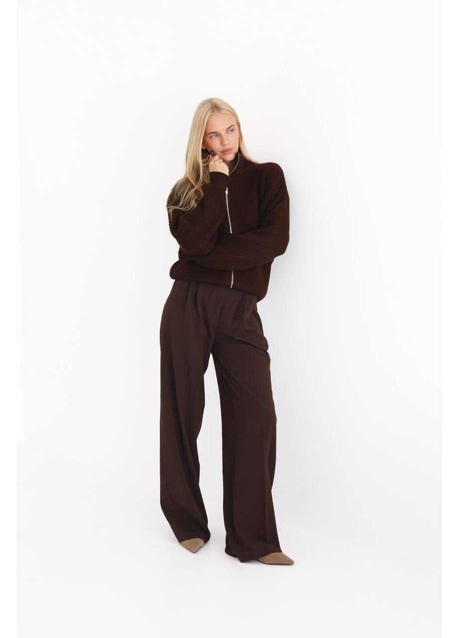 Коричневий демісезонний жіночий светр на блискавці з високим коміром MonCher