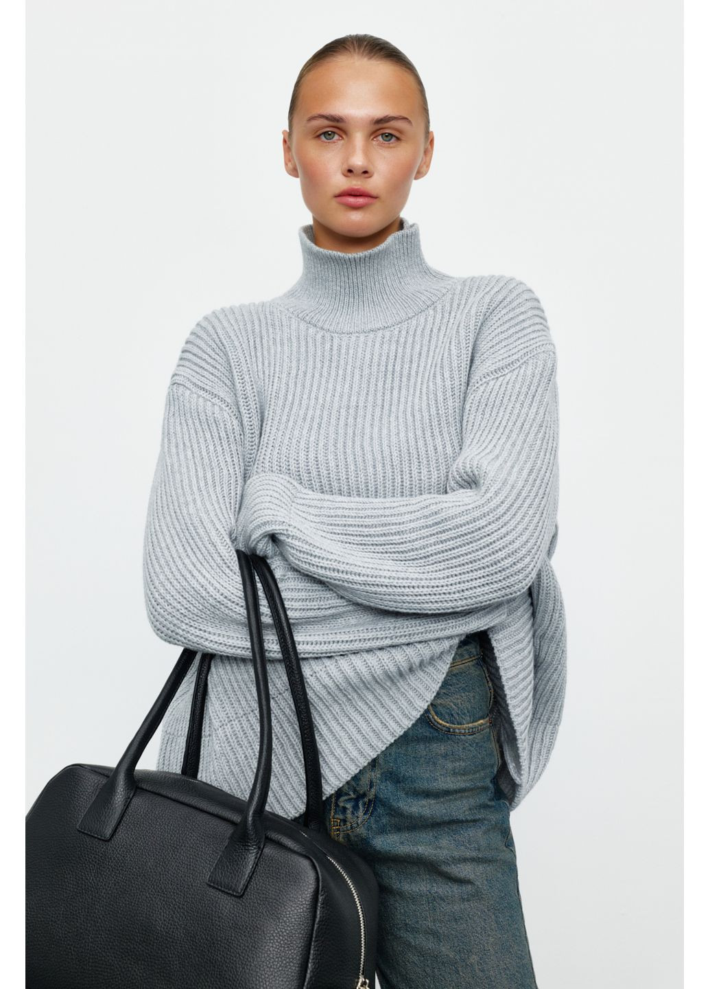 Серый демисезонный светр с высокой горловиной серый 2108 Papaya