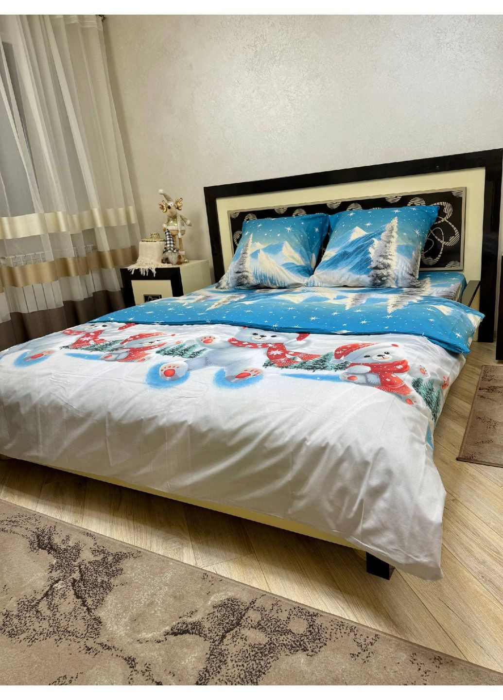 Постельное белье новогоднее хлопковое Аляска Полуторное 150 x 220 Бязь Голубое 70 х 70 No Brand (362414530)