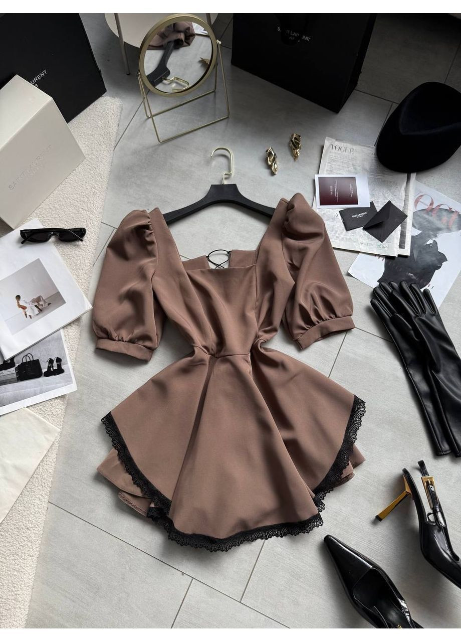 Трендовый комбинезон из костюмной ткани Adelante комбинезон-шорты однотонный светло-коричневый кэжуал костюмная