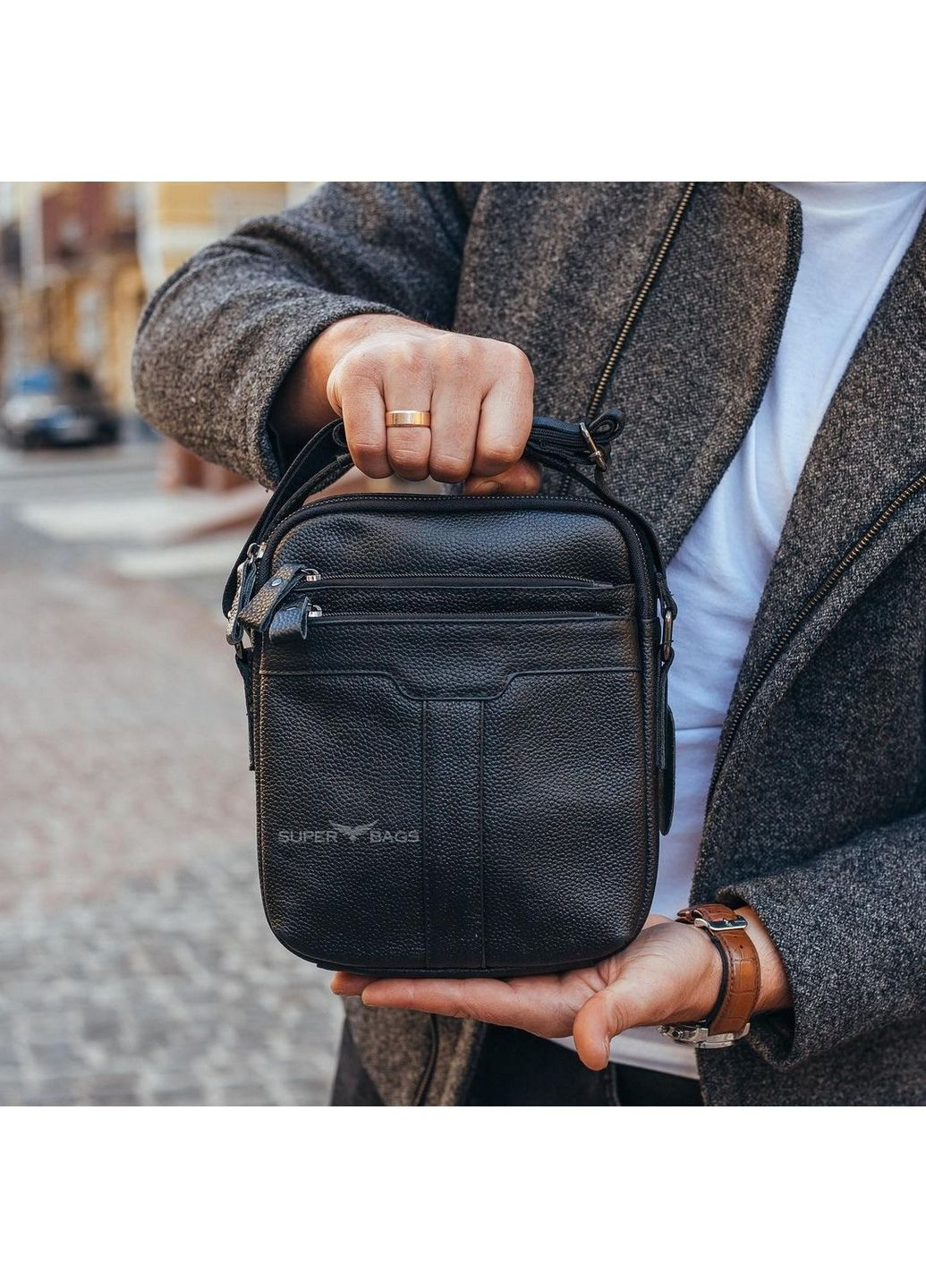 Чоловіча шкіряна сумка через плече 25х2,5х5 см Tiding Bag (315869741)