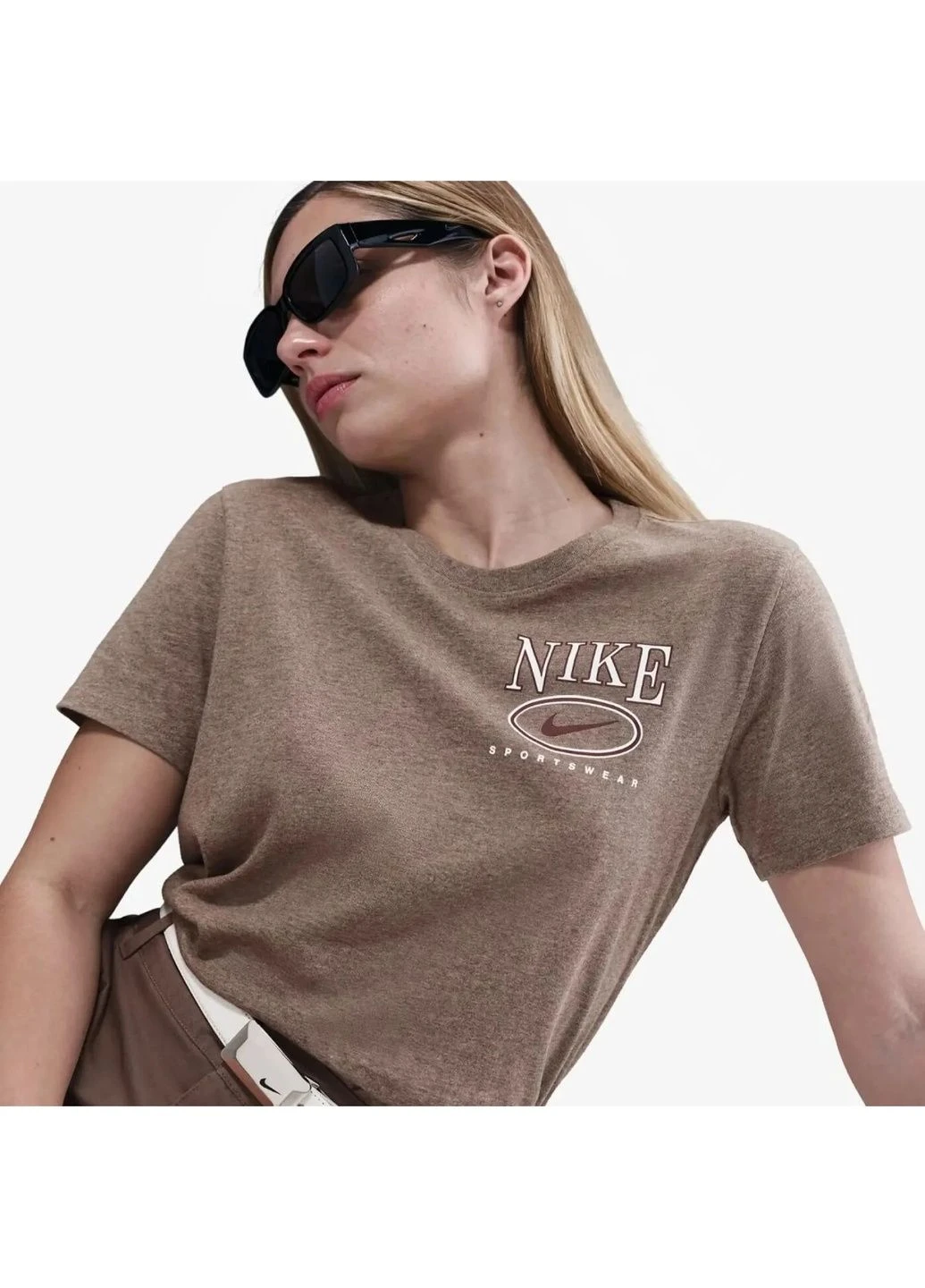 Футболка жіноча Nsw Club Ss Tee Cc Beige Nike - (391223505)
