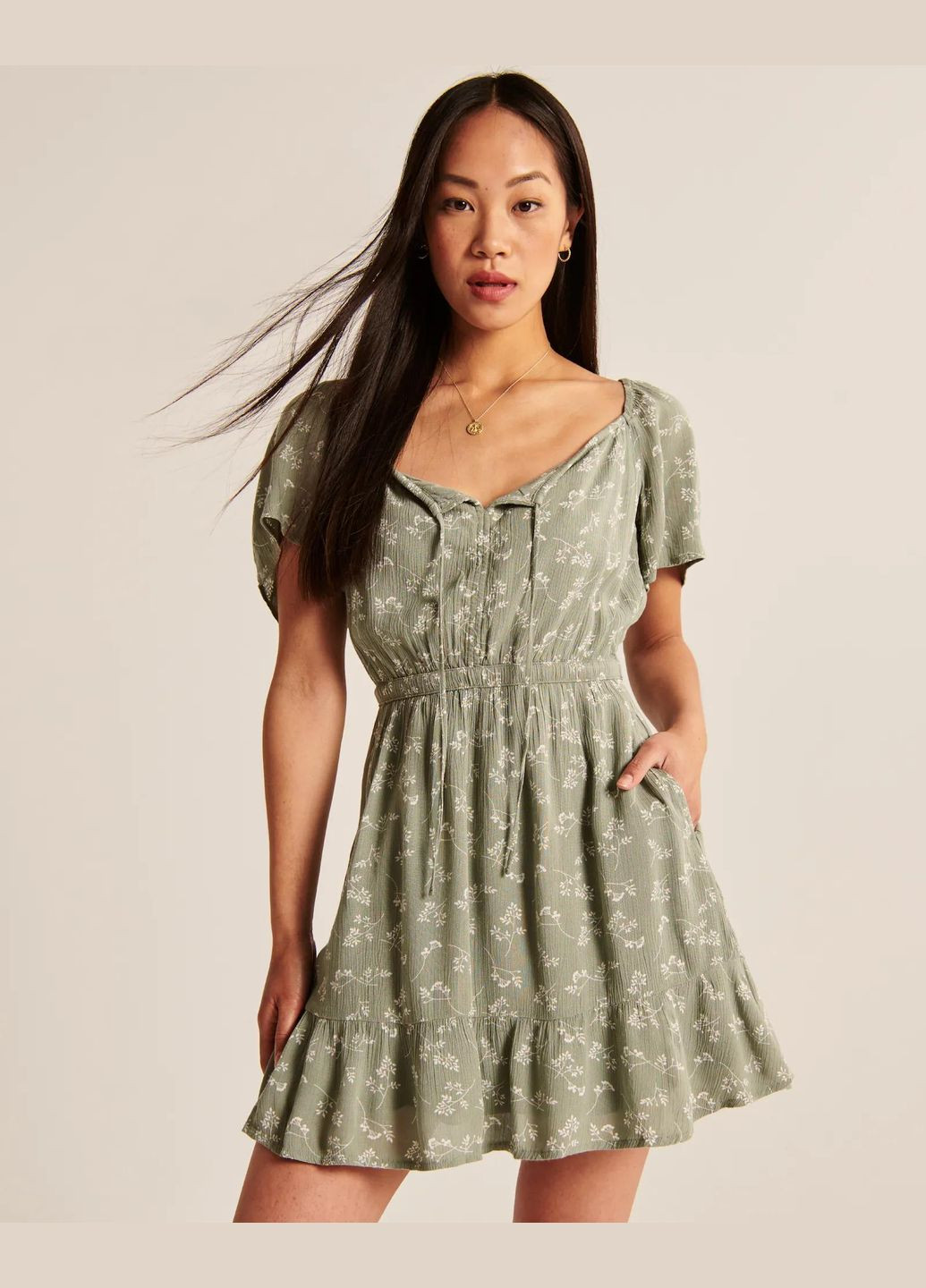 Зеленое платье af9108w Abercrombie & Fitch