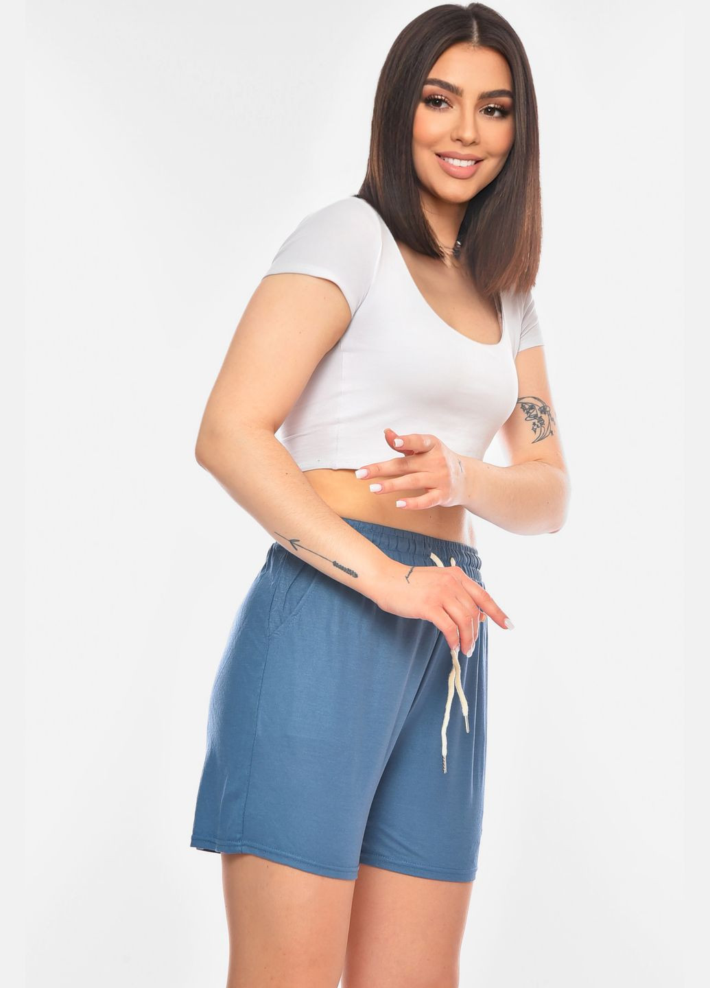 Шорты женские однотонные голубого цвета Let's Shop (328916004)