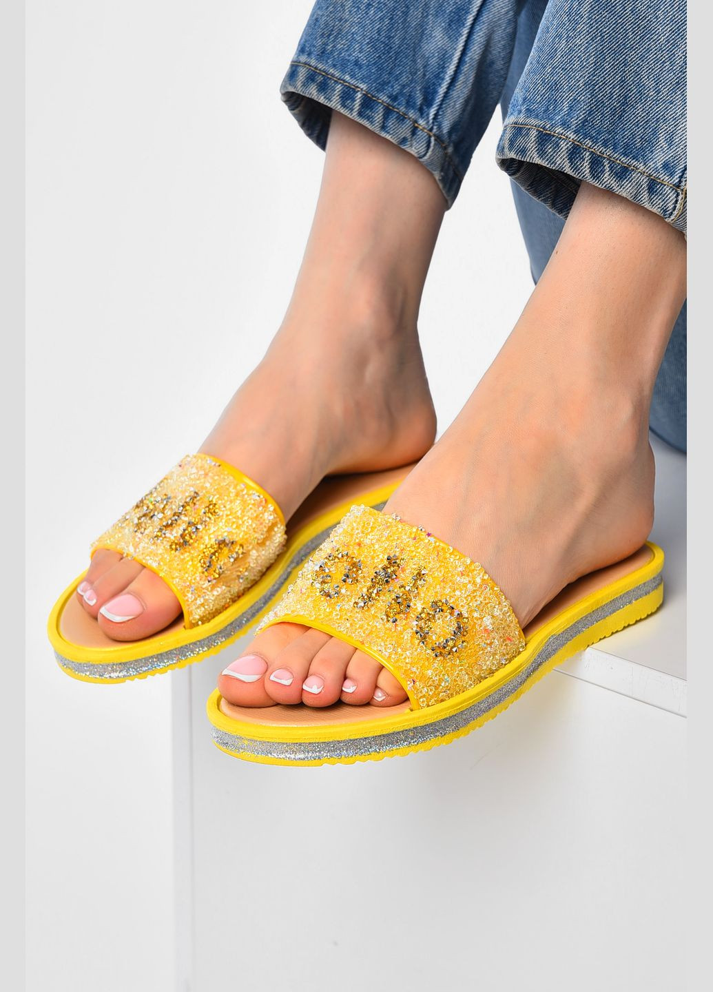 Желтые шлепки женские желтого цвета Let's Shop