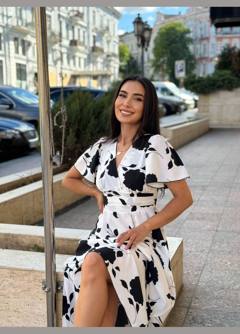 Молочна прогулянкова жіноча сукня Fashion