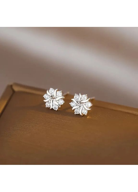 Серьги-гвоздики серебристые снежинка с белыми фианитами 1.5 см OrnatusDivinus457 Liresmina Jewelry (367831397)