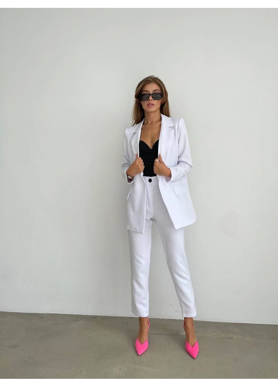 Класичний жіночий костюм Fashion (379974845)