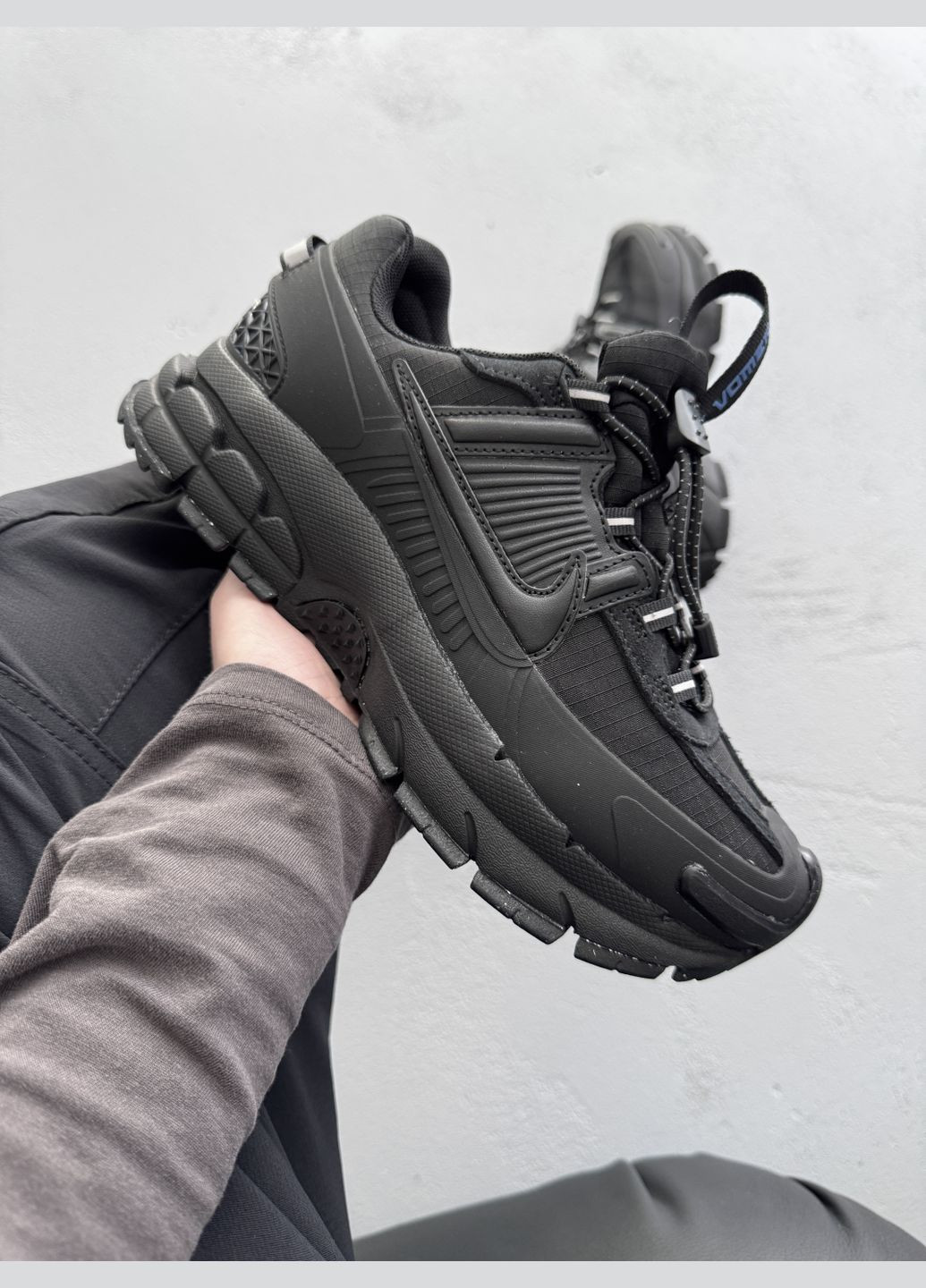 Чорні Осінні кросівки чоловічі і жіночі nike vomero roam black | найк вомеро роам чорні No Brand