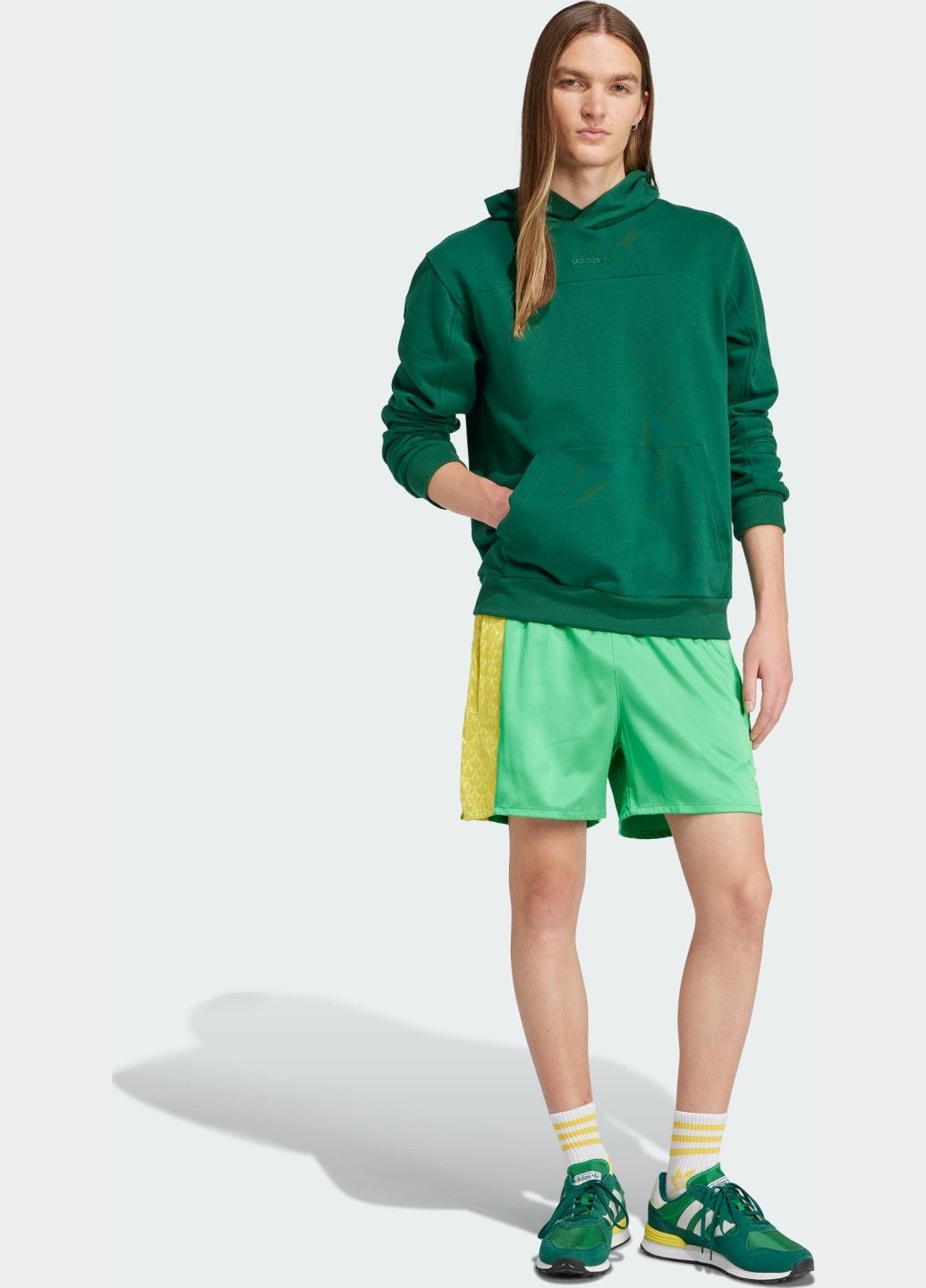 Шорты Q2 Monogram adidas (333142655)