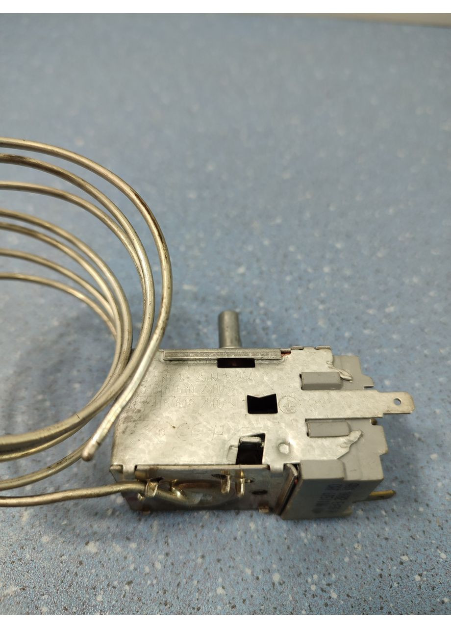 Термостат для холодильника 6151106 LIEBHERR (361863630)