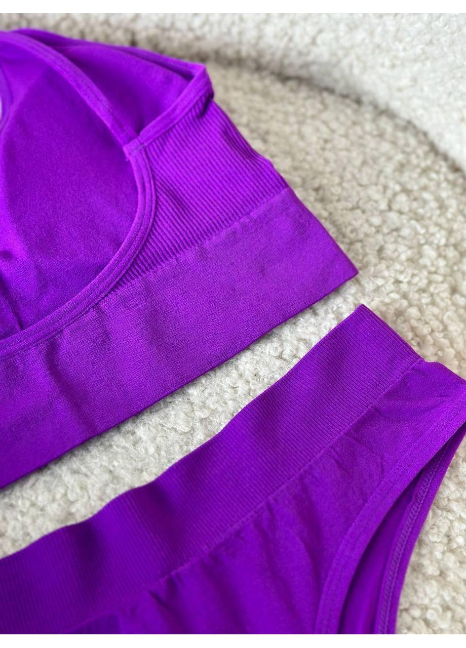 Фиолетовый демисезонный набор женское белье бесшовные бра и трусики. бесшовный эластичный комплект белья фиолетового цвета. No Brand