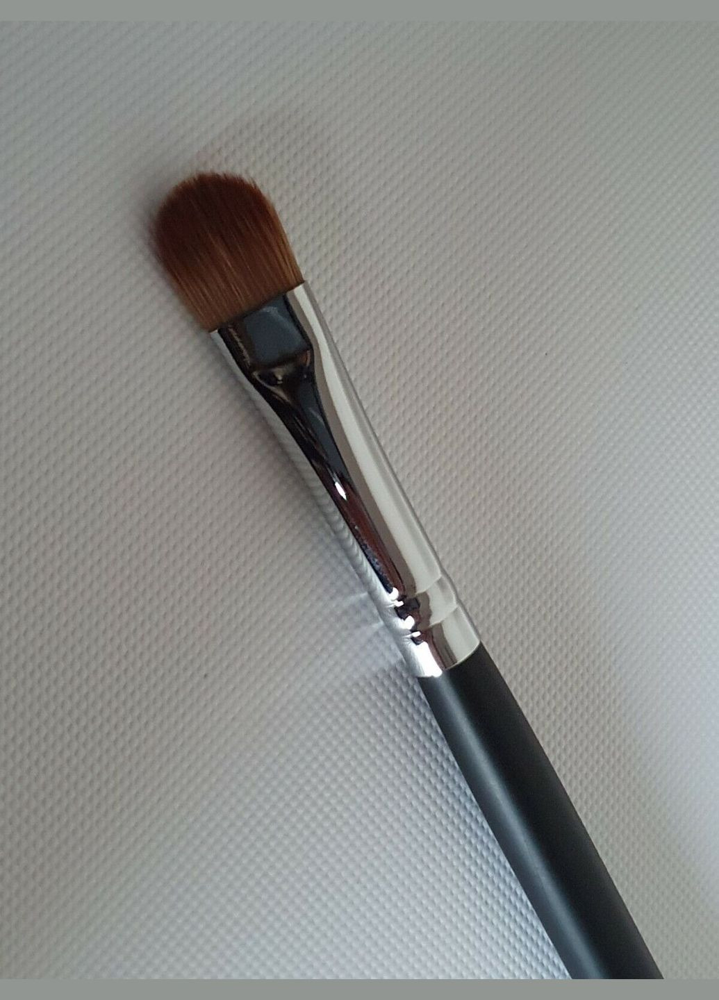 Овальная кисть для теней M166 Morphe (293153765)