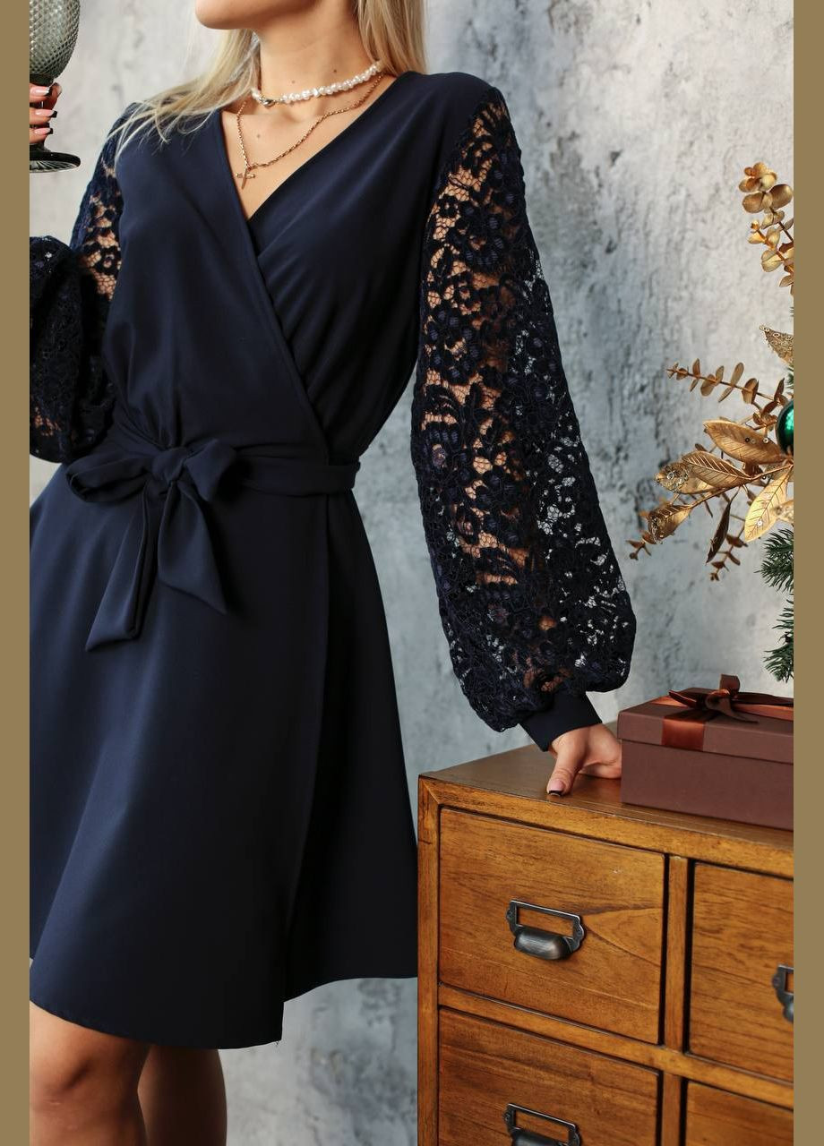 Синее кэжуал платье на запах Idiali однотонное