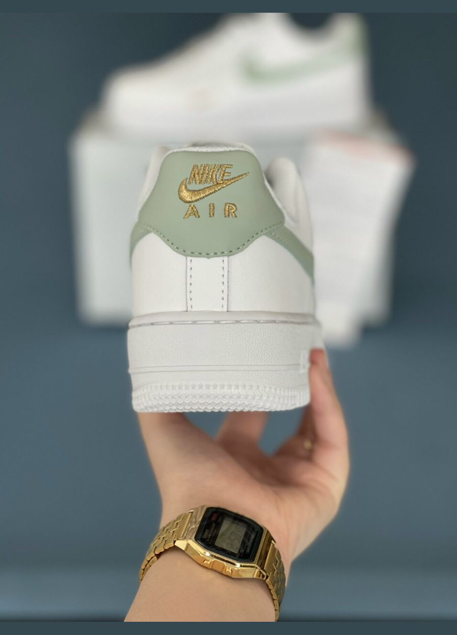 Білі кросівки air force 1 low '07 essential white green gold mini swoosh 44 Nike